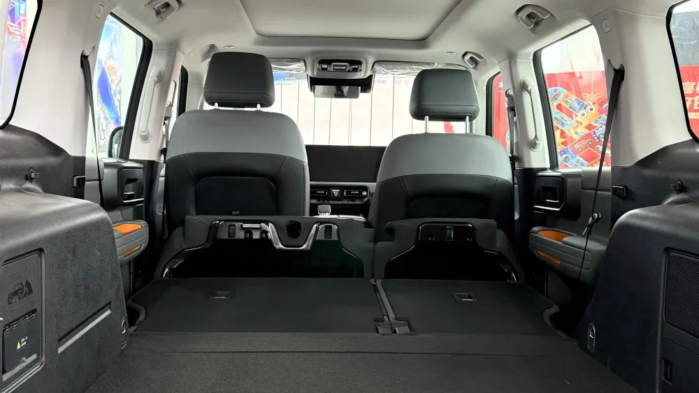 Интерьер BAIC BJ40e